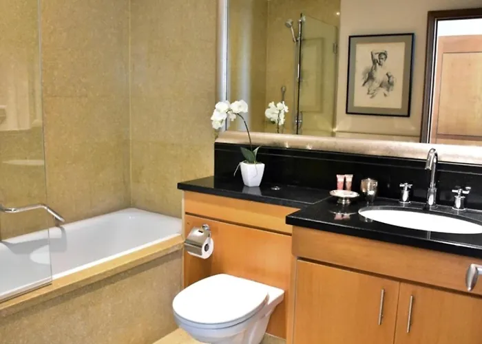 Skyvillas Residential Апартаменты *